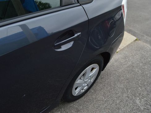 Used 2011 Toyota Prius Two FWD image 4