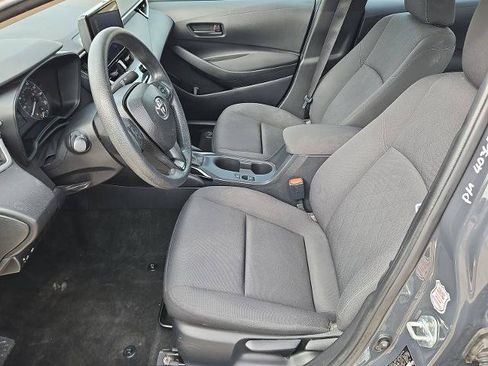 Used 2024 Toyota Corolla LE FWD image 17