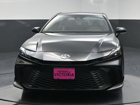 Used 2025 Toyota Camry SE FWD image 16