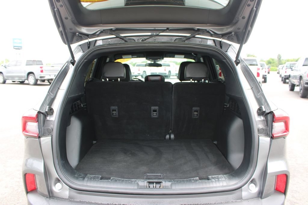 Used 2025 Ford Escape ST-Line FWD image 16