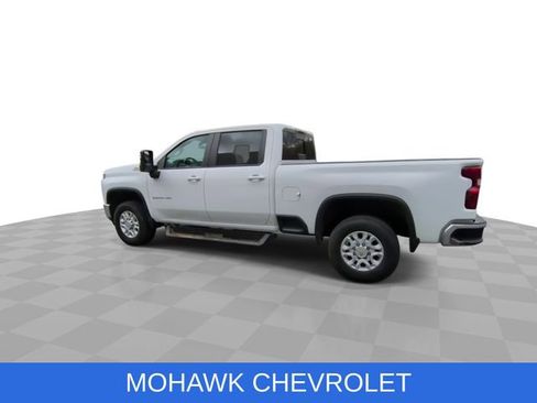Used 2022 Chevrolet Silverado 2500 LT w/ Convenience Package image 7