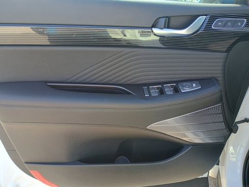 Used 2024 Hyundai Palisade Calligraphy image 12