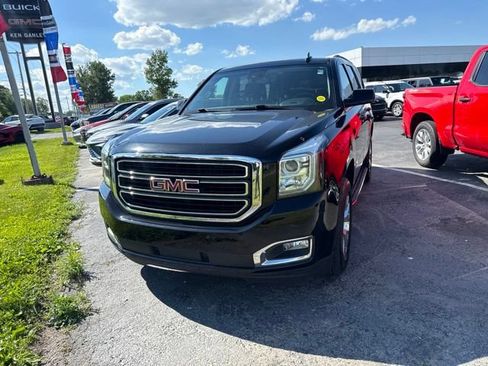 Used 2020 GMC Yukon SLT w/ HD Trailering Package AWD/4WD image 8