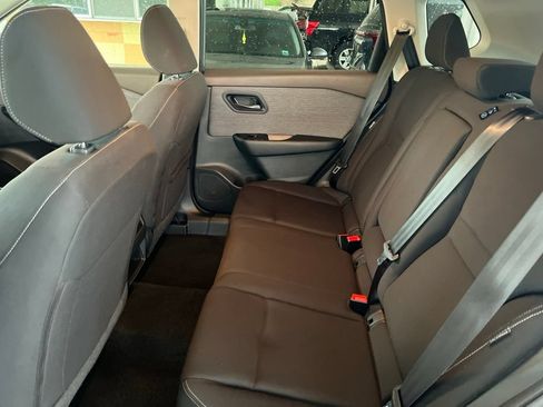 Certified 2023 Nissan Rogue S FWD image 8