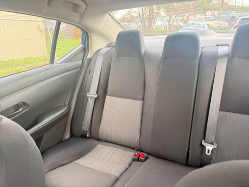 Used 2025 Nissan Sentra SV image 39