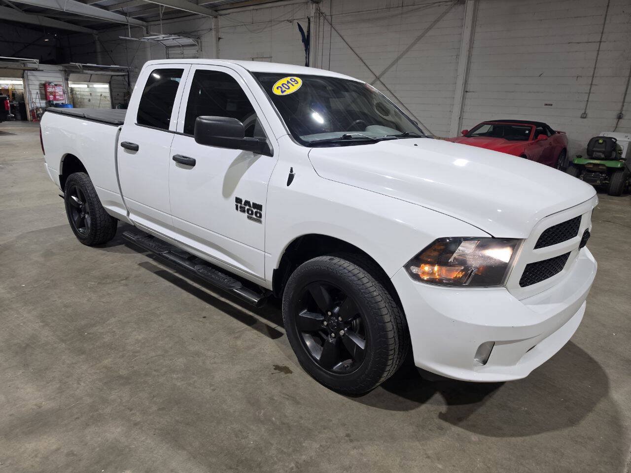 Used 2019 RAM 1500 Express w/ Express Value Package AWD/4WD image 19