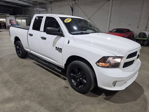 Used 2019 RAM 1500 Express w/ Express Value Package AWD/4WD image 19