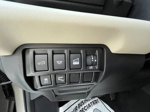 Used 2020 Subaru Ascent Limited w/ Technology Package AWD/4WD image 32