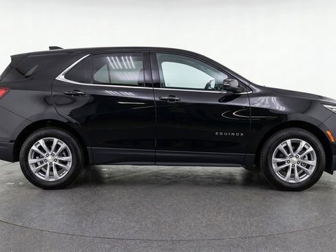 Used 2025 Chevrolet Equinox LT image 11