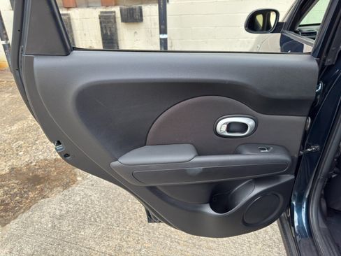 Used 2019 Kia Soul + FWD image 34