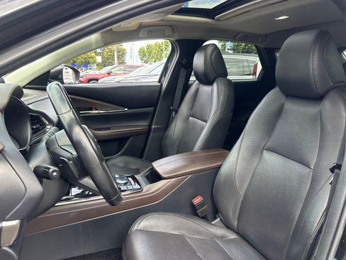 Used 2024 MAZDA CX-30 AWD 2.5 S w/ Premium Package image 29