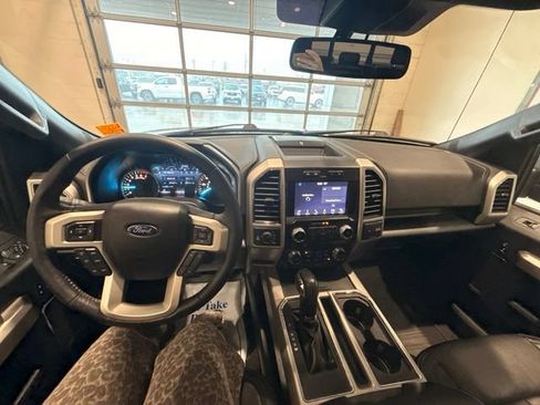 Used 2019 Ford F150 Lariat w/ Equipment Group 502A Luxury AWD/4WD image 21
