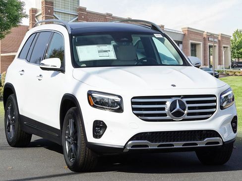 New 2026 Mercedes-Benz GLB 250 image 3