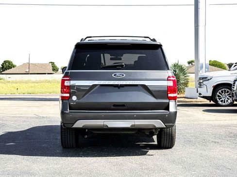 Used 2021 Ford Expedition XLT RWD image 11