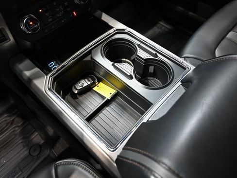 Used 2019 Ford F250 Platinum w/ Platinum Ultimate Package image 22