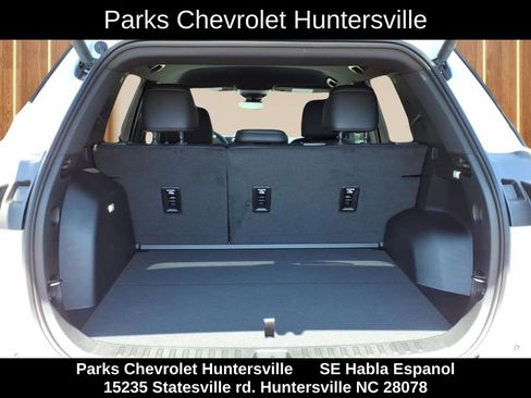 New 2026 Chevrolet Equinox LT w/ Convenience Package II FWD image 30