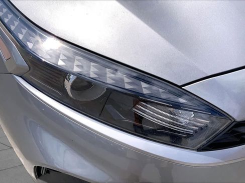Used 2024 Kia Forte LXS w/ LXS Technology Package FWD image 27