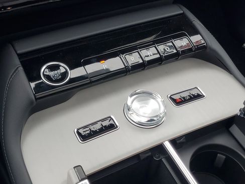 New 2026 Lincoln Navigator Reserve w/ Jet Appearance Package AWD/4WD image 25