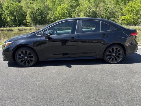 Used 2024 Toyota Corolla SE image 6