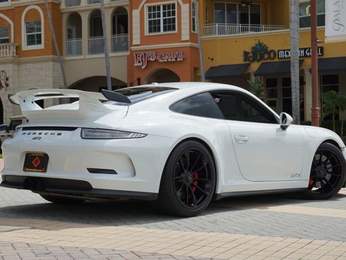 Used 2015 Porsche 911 GT3 RWD image 33