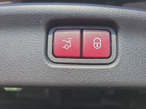 Used 2023 Mercedes-Benz C 43 AMG C 43 AMG image 13