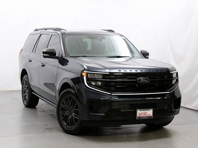 New 2025 Ford Expedition Platinum w/ Stealth Performance Package