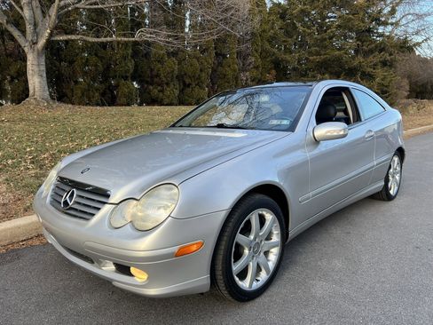 Used 2003 Mercedes-Benz C 320 Only 58,000 One Owner Miles image 33