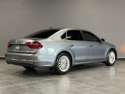 Used 2017 Volkswagen Passat 1.8T SE image 5