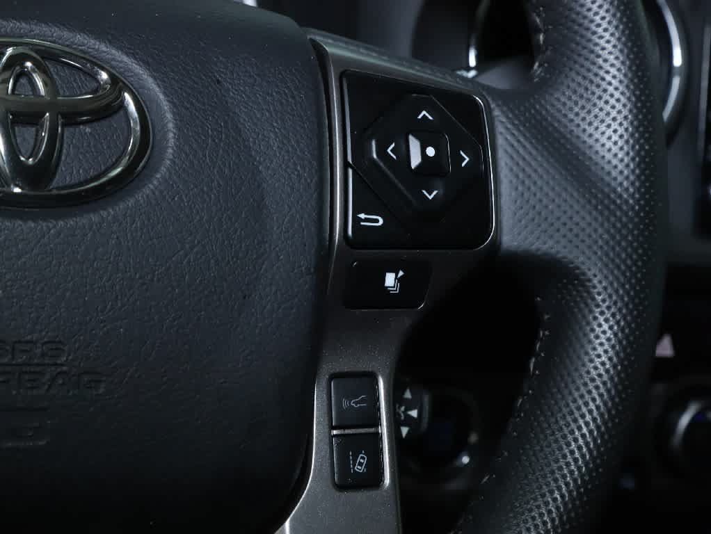 Certified 2023 Toyota Tacoma SR5 AWD/4WD image 23