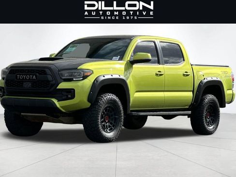 Used 2022 Toyota Tacoma TRD Pro AWD/4WD image 8