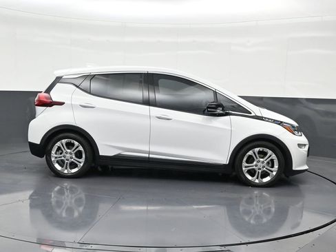 Used 2020 Chevrolet Bolt LT image 7