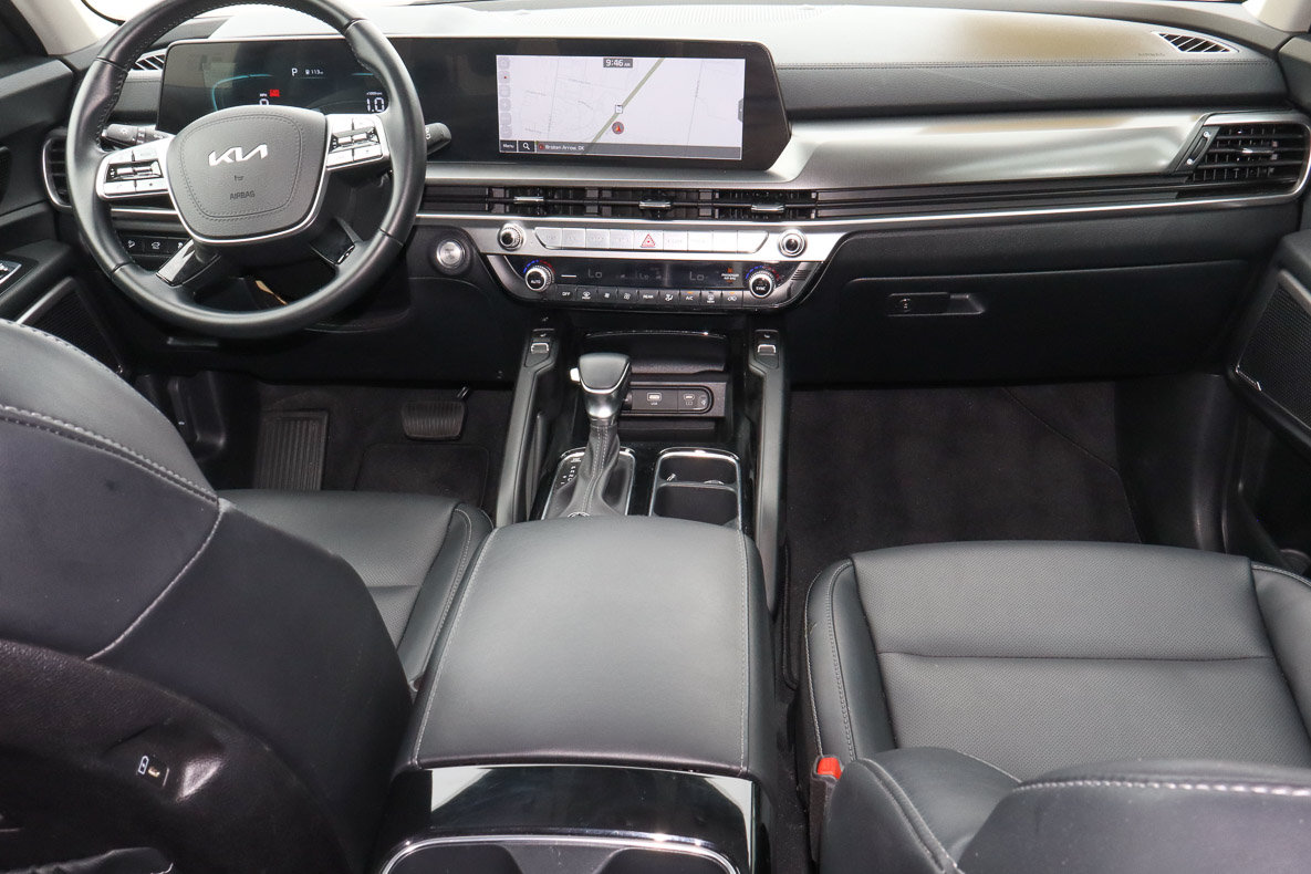 Used 2025 Kia Telluride S FWD image 10