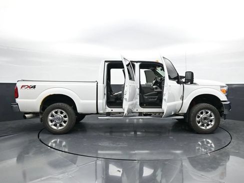 Used 2014 Ford F250 Lariat w/ Lariat Ultimate Package AWD/4WD image 50