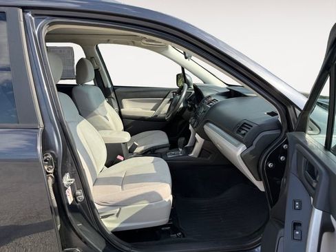Used 2014 Subaru Forester 2.5i Premium w/ All-Weather Package AWD/4WD image 15