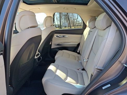 Used 2023 Genesis GV70 2.5T Select w/ Select Package image 11