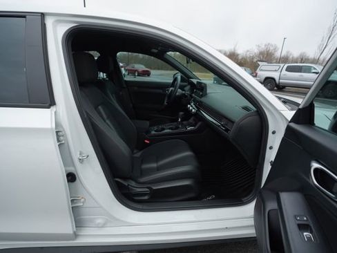 Used 2025 Honda Civic Sport image 19