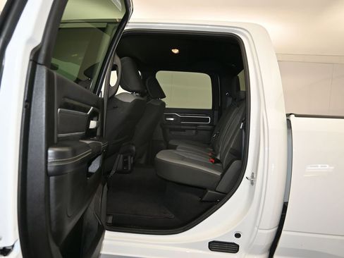 Used 2024 RAM 2500 Big Horn AWD/4WD image 21