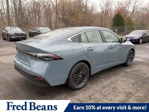 New 2026 Nissan Sentra SV w/ SV Convenience Package FWD image 9