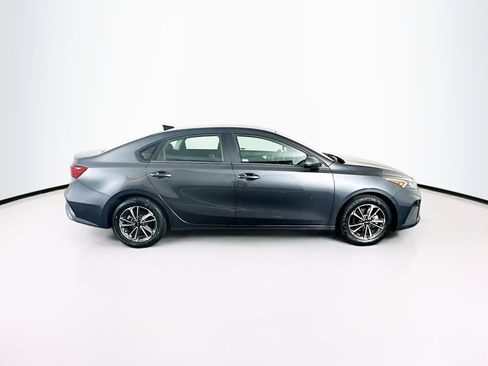 Used 2024 Kia Forte LXS image 10