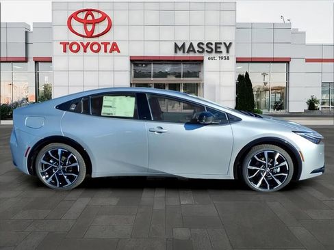 New 2026 Toyota Prius Plug-In Hybrid image 2
