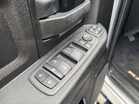 Used 2024 RAM 3500 Tradesman w/ Towing Technology Group AWD/4WD image 15