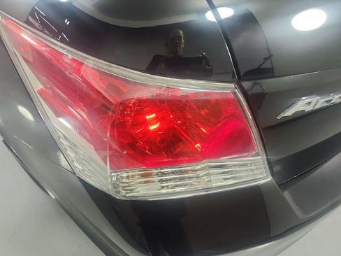 Used 2010 Honda Accord EX-L image 29