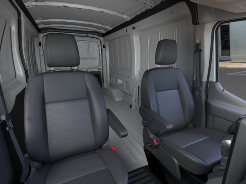 New 2026 Ford Transit 250 148 Medium Roof RWD image 10