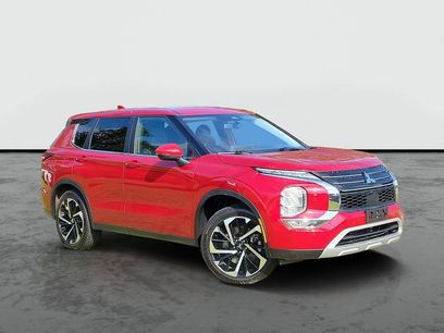 Used 2024 Mitsubishi Outlander SE Black Edition