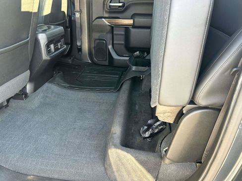 Used 2019 Chevrolet Silverado 1500 LT Trail Boss AWD/4WD image 15