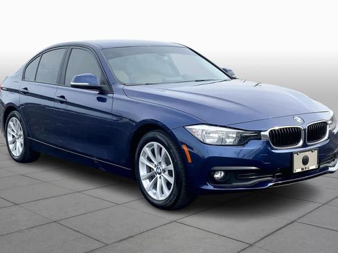 Used 2016 BMW 320i Sedan image 3