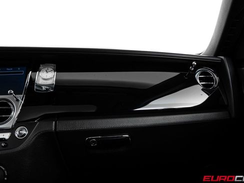 Used 2010 Rolls-Royce Ghost image 32