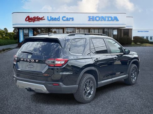 Used 2026 Honda Pilot TrailSport image 5