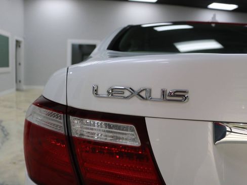 Used 2008 Lexus LS 460 L w/ Preferred Accessory Pkg RWD image 30