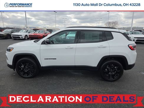 New 2026 Jeep Compass Latitude image 4